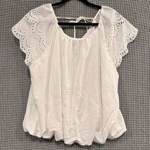 Harlow Eyelet Flutter Sleeve Top with Bubble Hem Womens Size XL Cottagecore